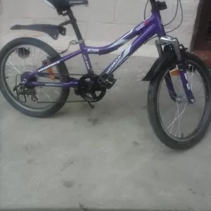 велосипед спортивный детский синего цвета 6 скоростей  в отличном  сос