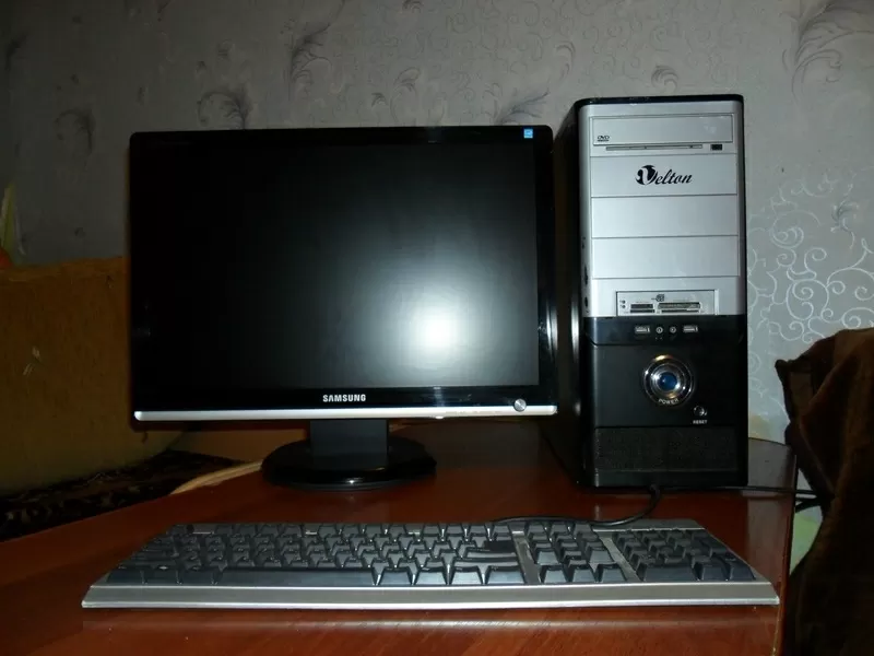 Продам 2-х ядерный персональный компьютер с монитором,  клавиатурой. 