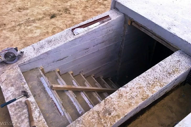 Погреб монолитный под ключ,  фундамент,  смотровая яма 
